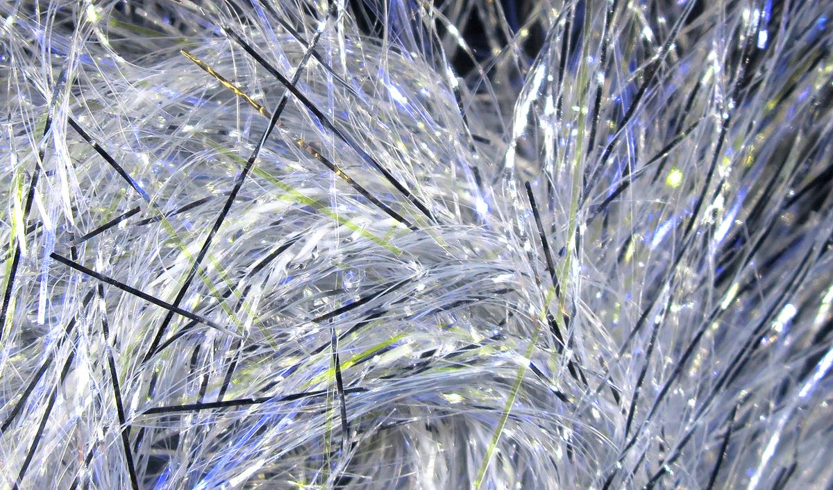 Hareline UV Polar Chenille - Image 5